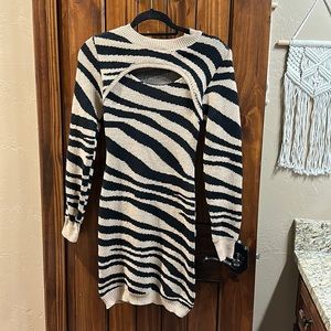 BODYCON SWEATER DRESS